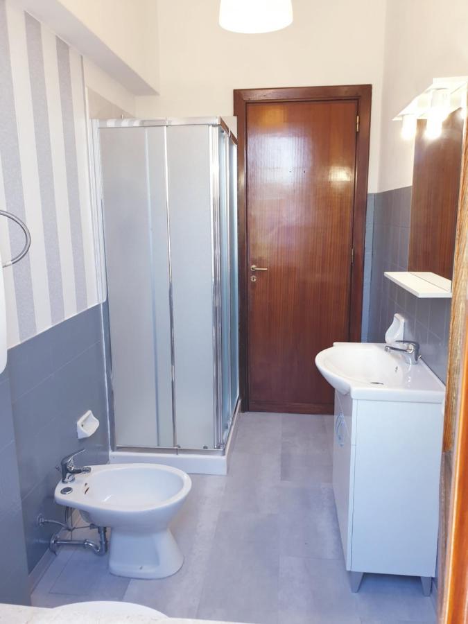 Villa Flore - Penthouse - Apartment In Villa Casteldaccia Luaran gambar